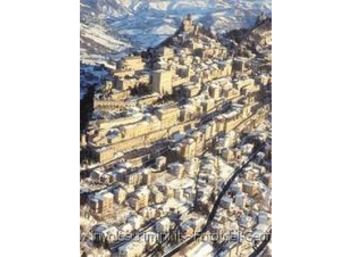 san Marino con la neve